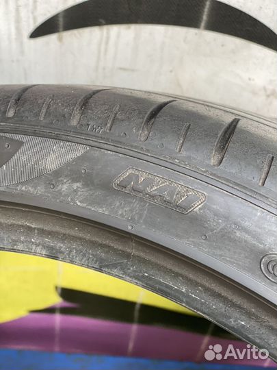 Pirelli P Zero PZ4 305/30 R21 100Y