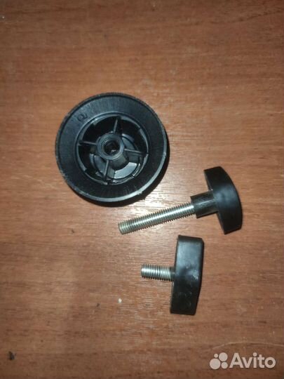 Винт фиксатор лопастей вентилятора барашек