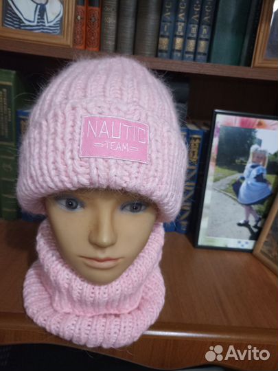 Шапка женская вязаная объемная