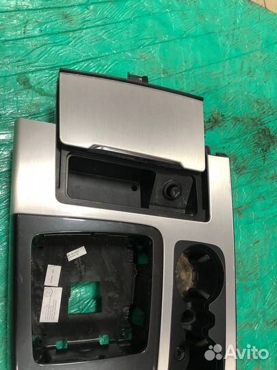 Накладка центральной консоли Audi Q7 4m