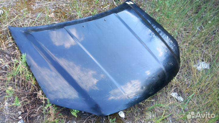 Escape тайванец 2007-2009 год капот