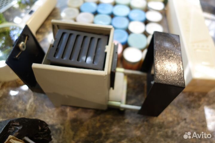 Фильмоскоп диапроектор Экран и диафильмы 58шт