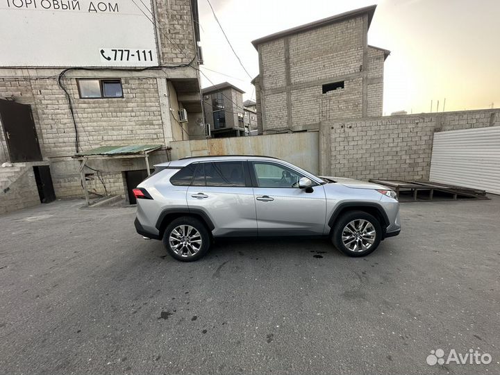 Toyota RAV4 2.5 AT, 2019, 20 000 км