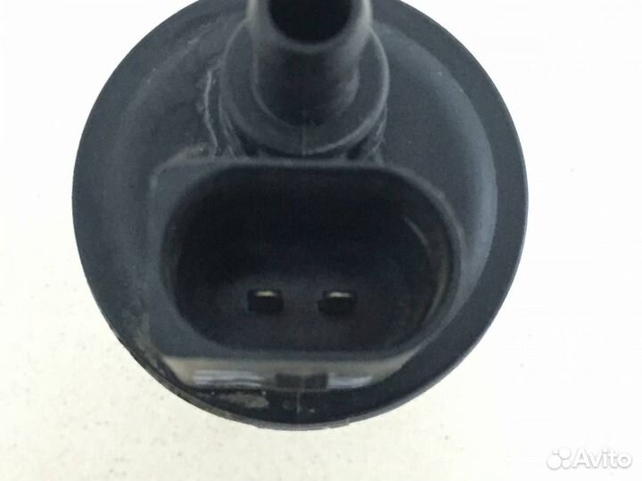 Клапан вентиляции топливного бака Skoda Octavia A5