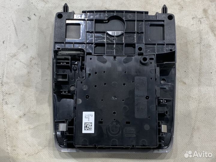 Плафон с кнопками потолка BMW X6 F16