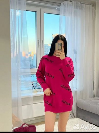 Balenciaga кофта длинная