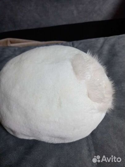 Берет меховой женский новый