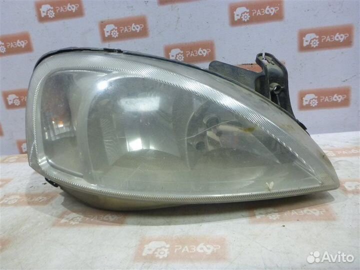 Фара передняя правая Opel Corsa F68 Z12XE 2003