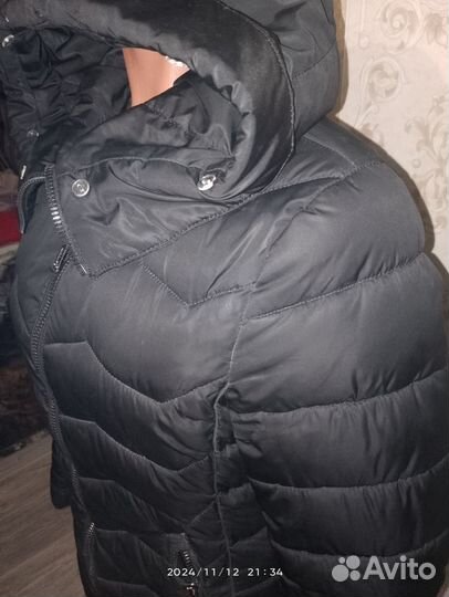 Пуховик зимний женский,42