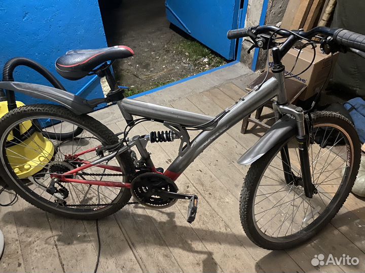 Продам велосипед stels challenger