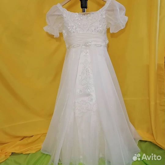 Платье нарядное для девочки