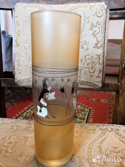 Продам вазу для цветов