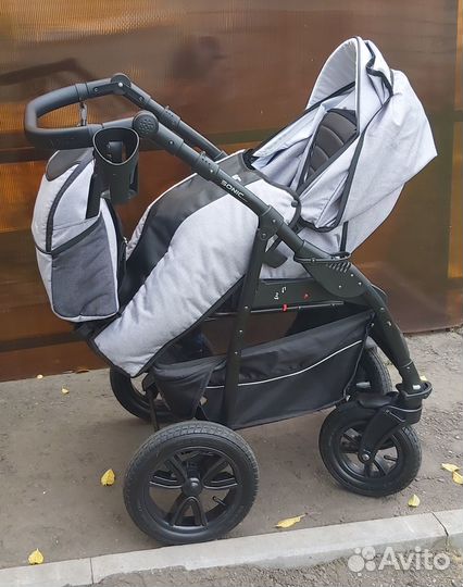 Детская коляска 3 в 1