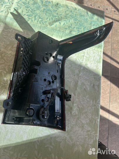 Фонарь задний левый на Range Rover