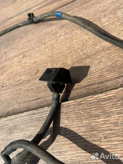 Форсунка омывателя Nissan Qashqai J10 2.0