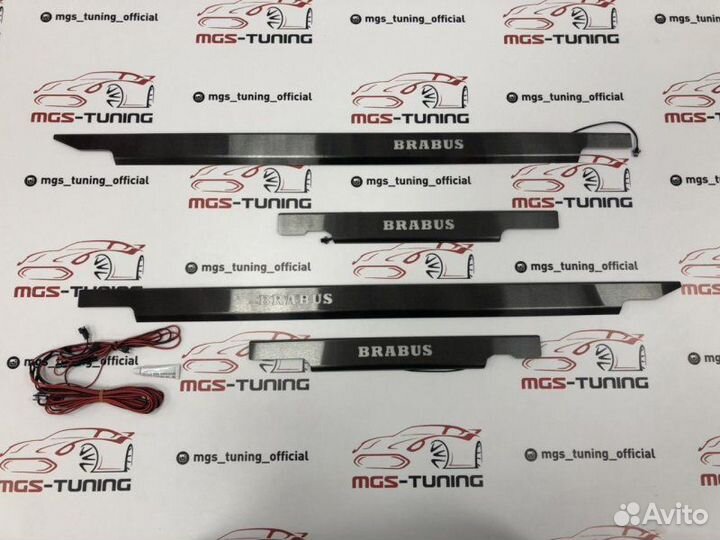 Накладки порогов (B) black Mercedes w463