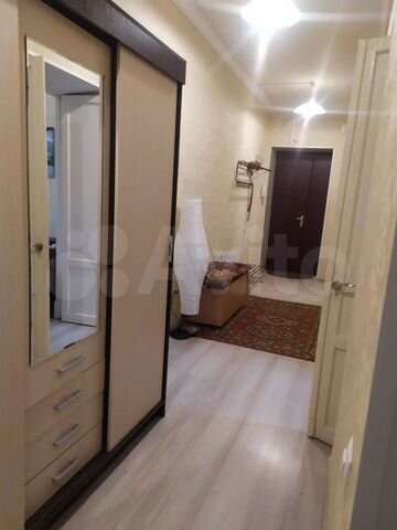 2-к. квартира, 65 м², 4/4 эт.