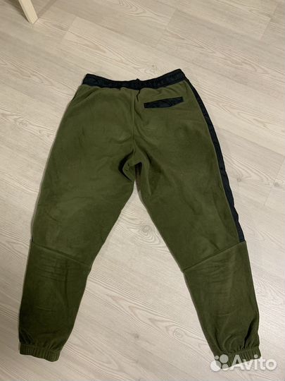 Спортивные штаны nike