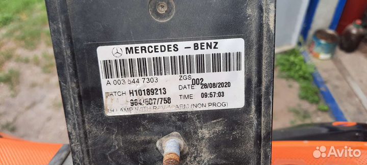 Фонарь Mercedes Actros MP4