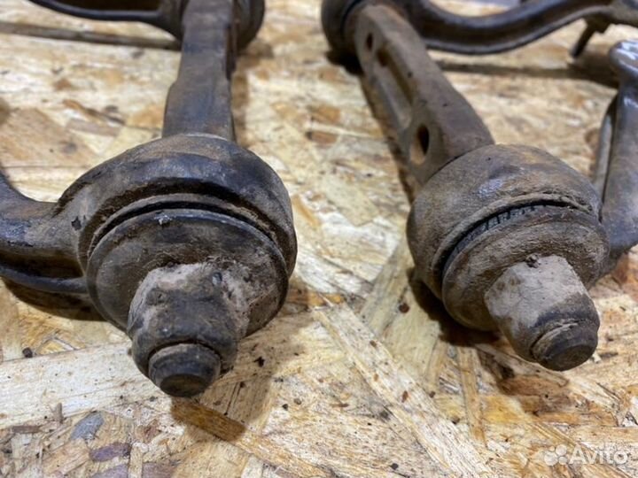 Рычаги верхние Ваз Нива 21213