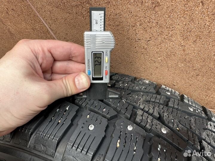 Nokian Tyres Hakkapeliitta 7 SUV 235/65 R17 108T