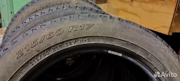 Pirelli Scorpion Verde All Season 215/60 R17