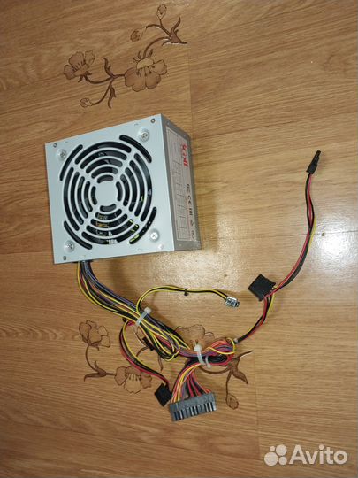 Блок питания и диск HDD к компьютеру