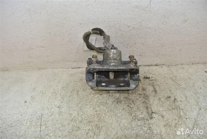 Суппорт передний левый Kia Ceed 2012-2018