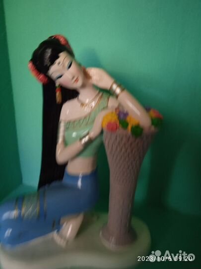 Статуэтка - индианка. Коллекция национал.кукол