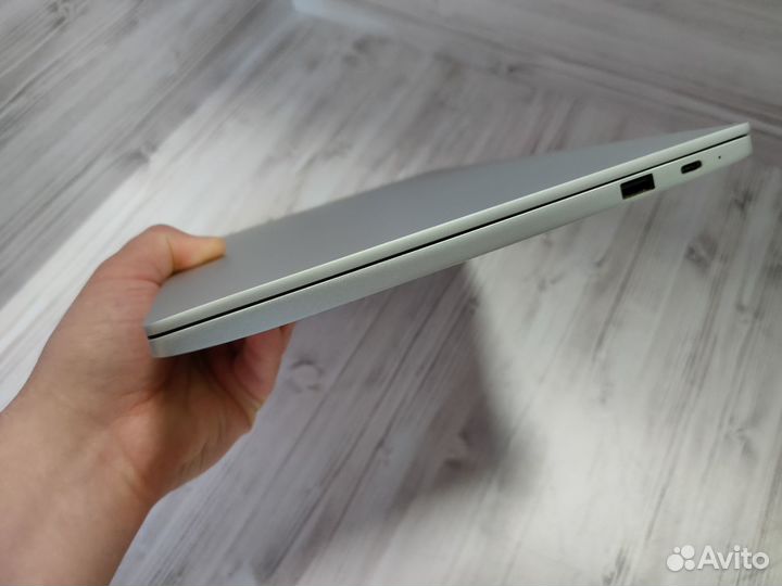 Быстрый и Мощный Ноутбук Xiaomi/2Видеокарты/i5-6
