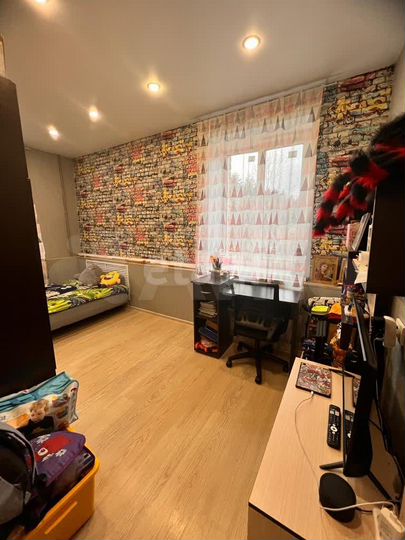 2-к. квартира, 39 м², 2/2 эт.