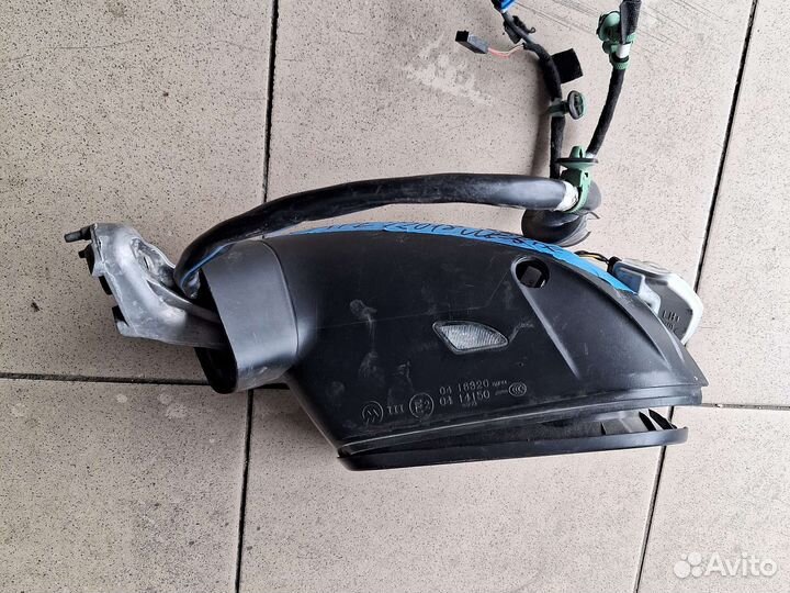 Зеркало боковое левое touareg