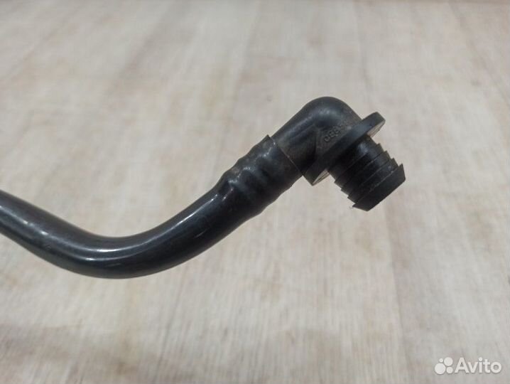 Трубка от вакуумного усилителя на впускной