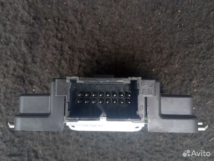 Блок раздатки Mercedes ML W163