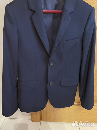 Пиджак школьный для мальчика 134 (на 140)