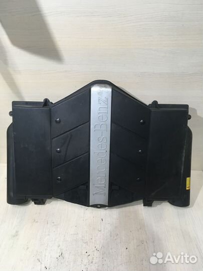 Корпус воздушного фильтра Мерседес W211 W210 W220