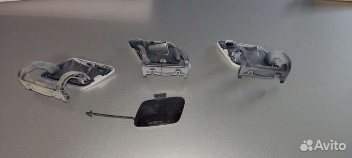 Крышка омывателя фар на Audi A4