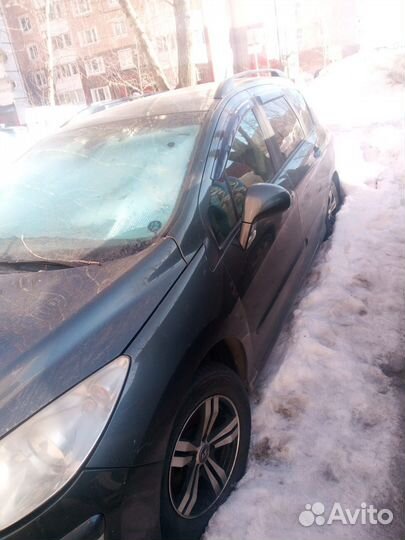 Peugeot 308 1.6 AT, 2010, 197 000 км