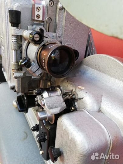 Кинопроектор кзк 1968 год