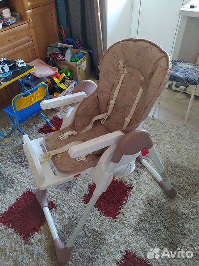 Стульчик для кормления