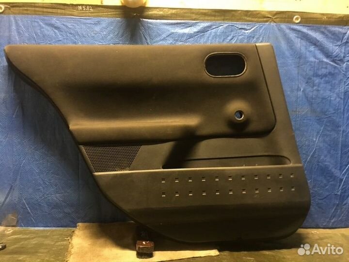 Обшивка двери задняя левая Renault Megane 2 2002