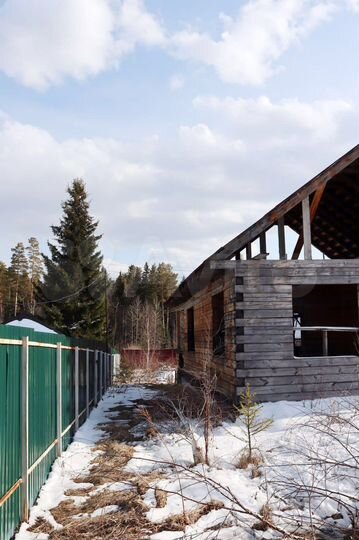 Дом 180 м² на участке 10 сот.