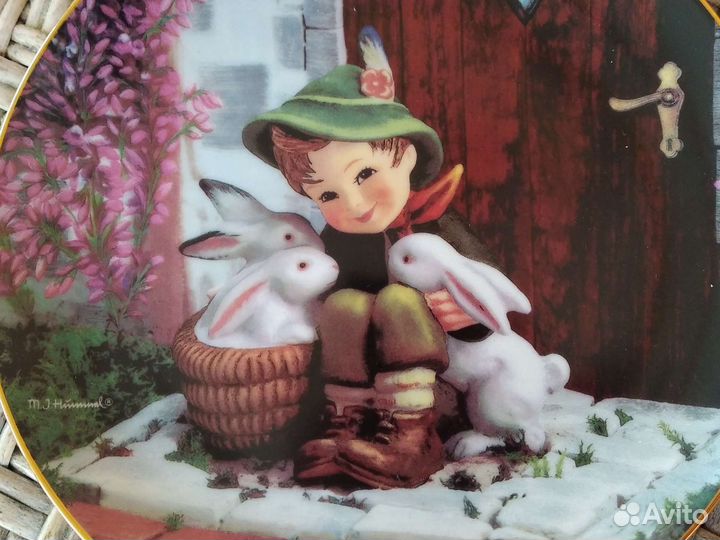 Тарелка Goebel Hummel