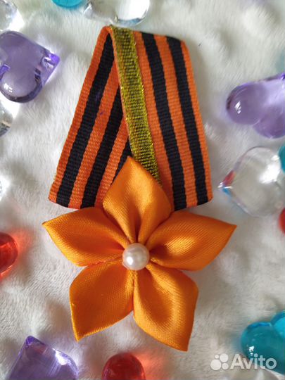 Брошь Георгиевская лента на 9 мая ко Дню Победы