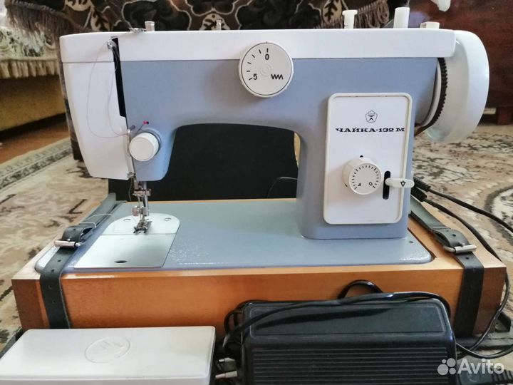 Швейная машина Чайка 132м электричекая