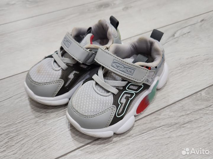 Кроссовки детские kapika