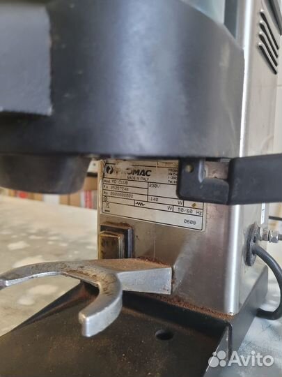 Кофемолка электрическая жерновая