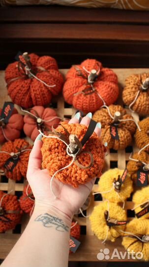 Тыквы вязаные и тканевые декоративные