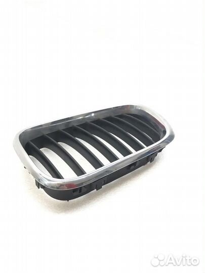 Решетка радиатора левая Bmw X5 E53 2005