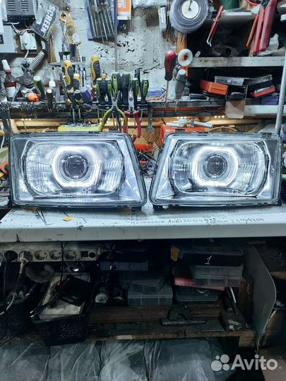 Фара на Audi 80 б4